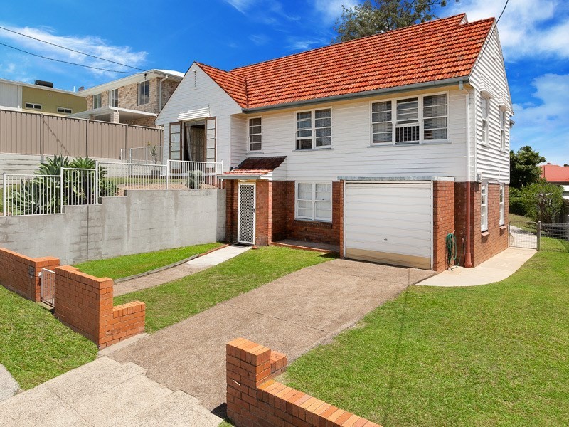 110 Hamilton Road, Wavell Heights QLD 4012