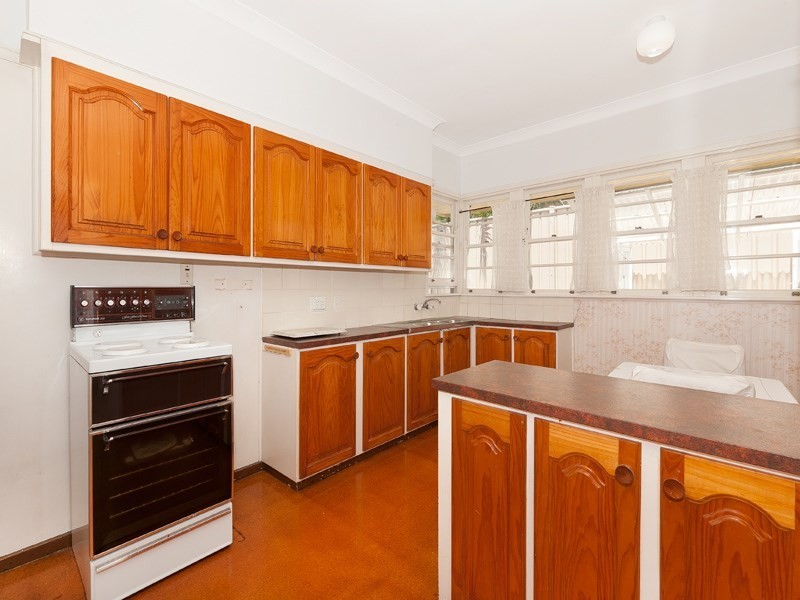 110 Hamilton Road, Wavell Heights QLD 4012