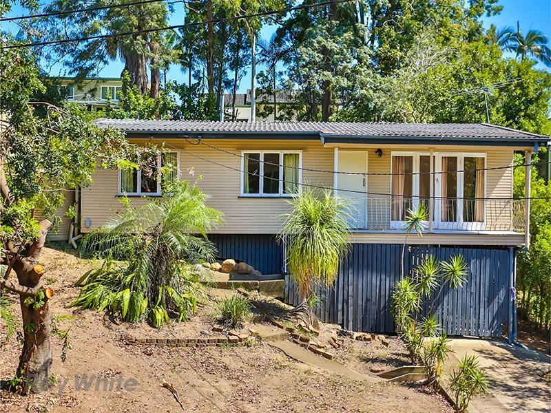 25 Reedan Street, Everton Hills QLD 4053