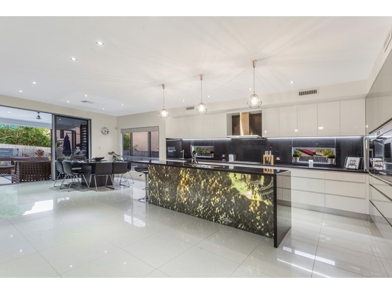 77 Jardine Street, Stafford QLD 4053