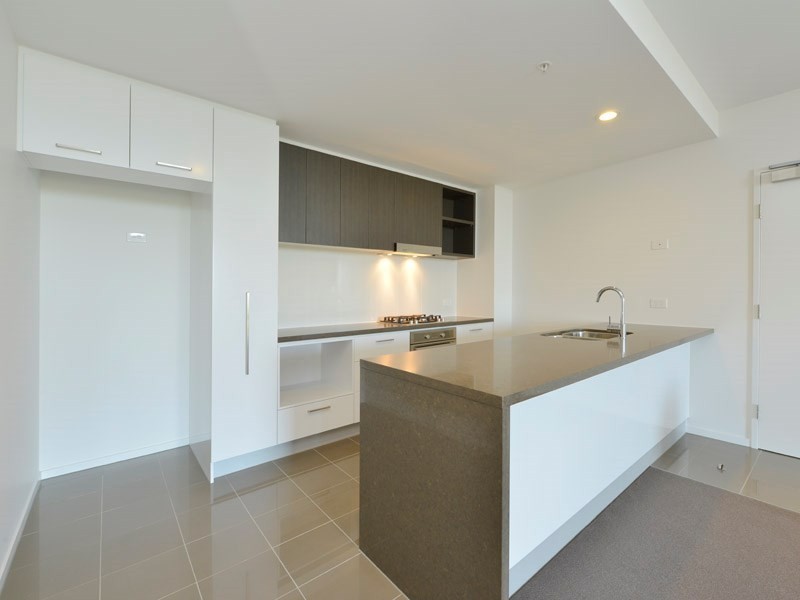 4023/37C Harbour Road, Hamilton QLD 4007
