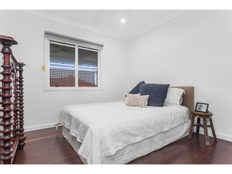 12 Vaucluse Street, Wavell Heights QLD 4012