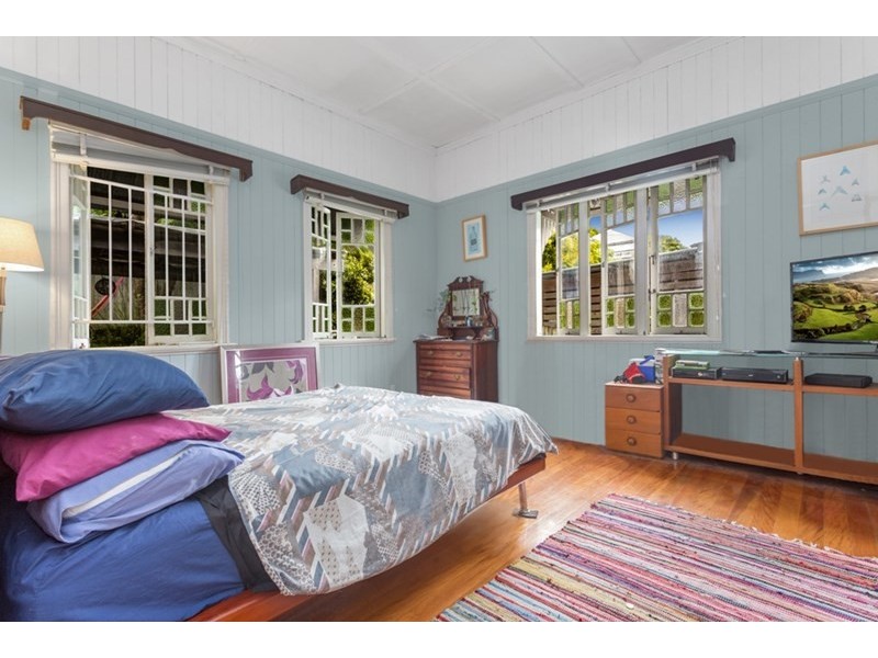 7 West Street, Highgate Hill QLD 4101