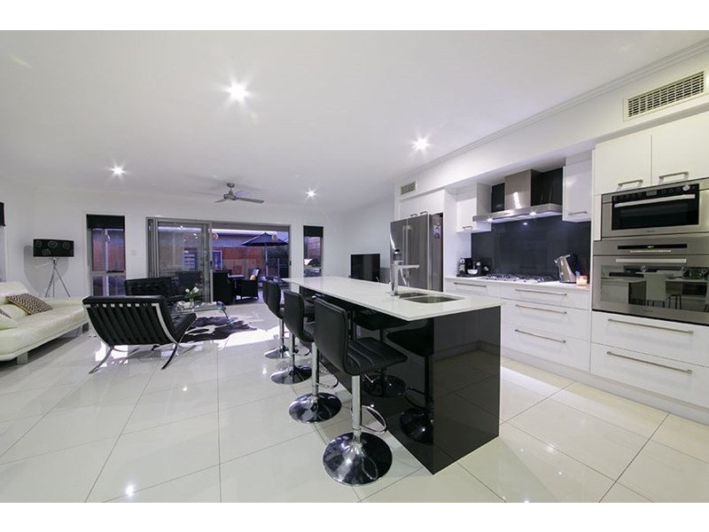 26 Ure Street, Hendra QLD 4011