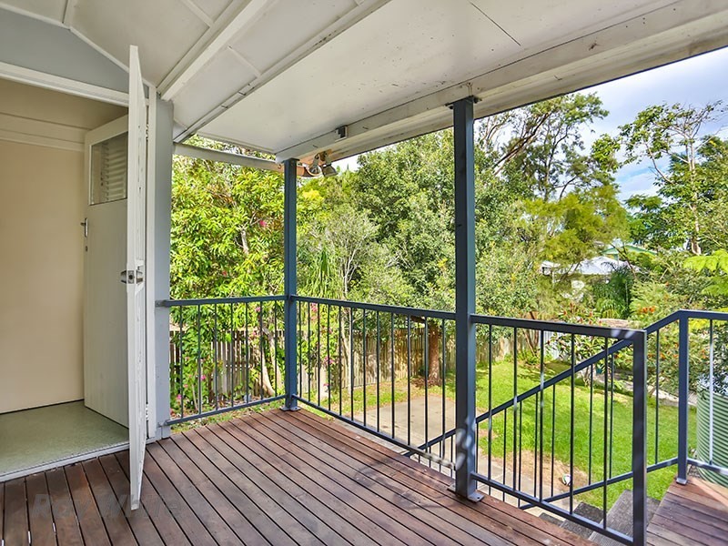 74 Pateena Street, Stafford QLD 4053