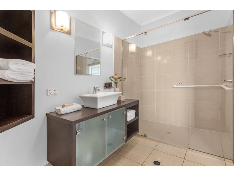 164 Shaw Road, Wavell Heights QLD 4012