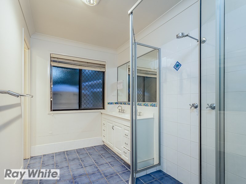 1 Greer Court, Bunya QLD 4055