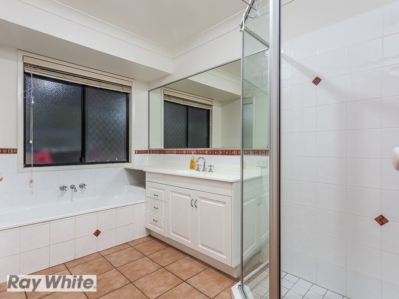 1 Greer Court, Bunya QLD 4055