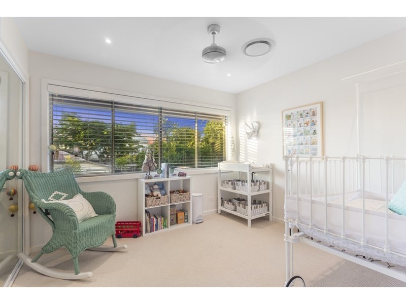 31 Crown Street, Bardon QLD 4065