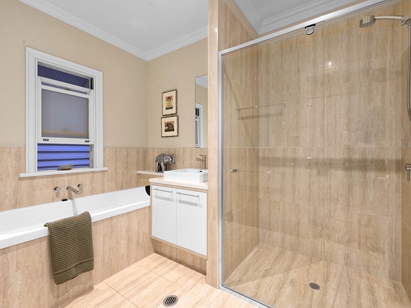 149 Fifth Avenue, Windsor QLD 4030