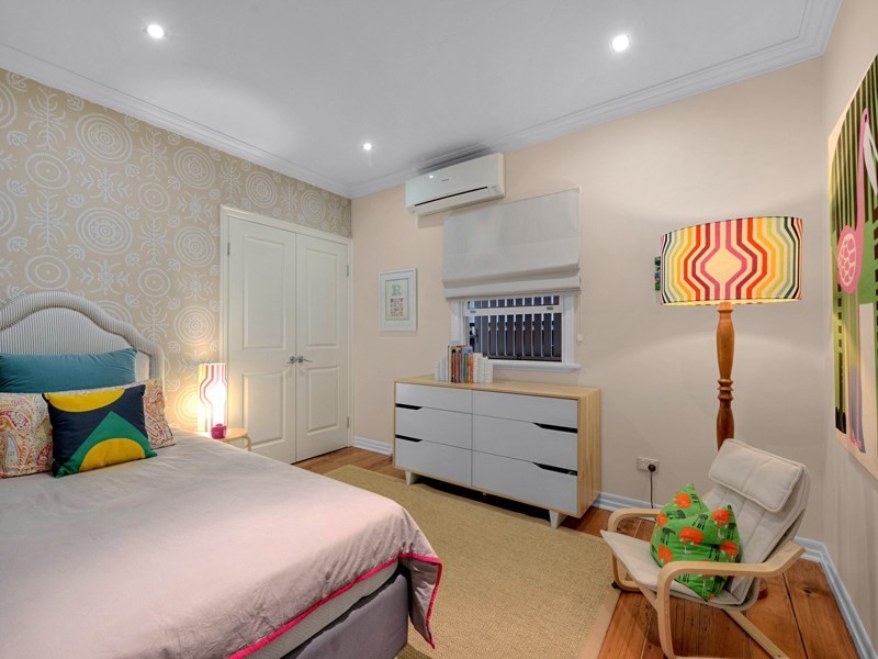 149 Fifth Avenue, Windsor QLD 4030