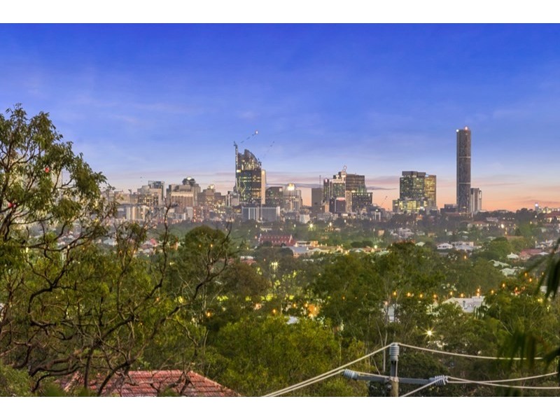 2 Kankool Street, Stafford QLD 4053