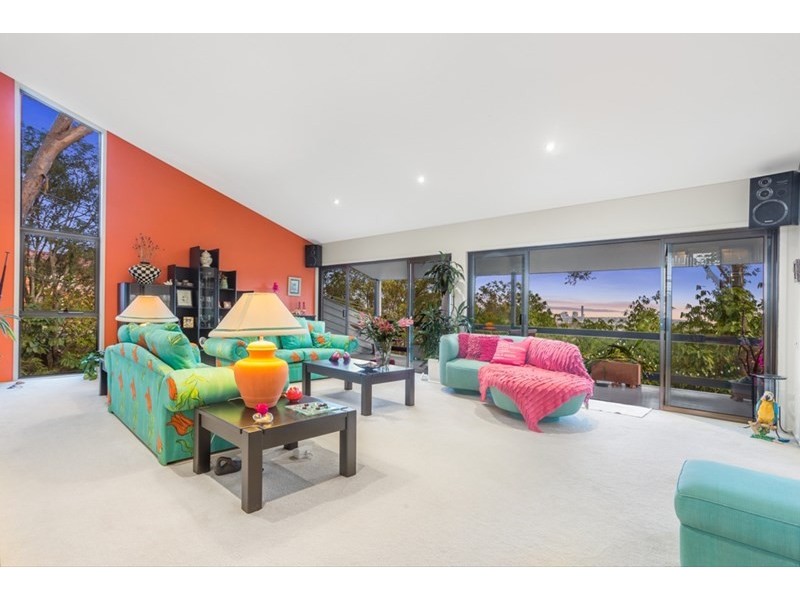 2 Kankool Street, Stafford QLD 4053