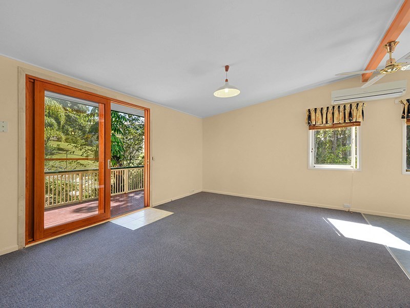 23 Heilbromm Street, Stafford Heights QLD 4053