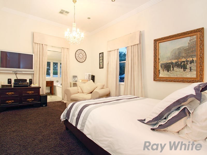 68 Jackson Street, Clayfield QLD 4011