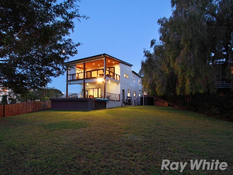 68 Jackson Street, Clayfield QLD 4011