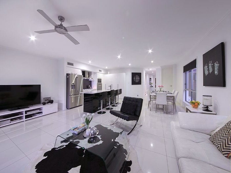 26 Ure Street, Hendra QLD 4011