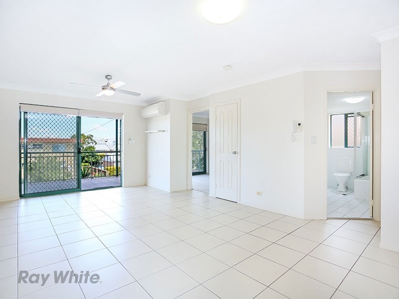 4/23 Rainey Street, Chermside QLD 4032
