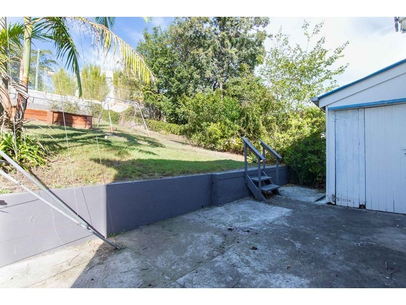 13 Cox Road, Windsor QLD 4030
