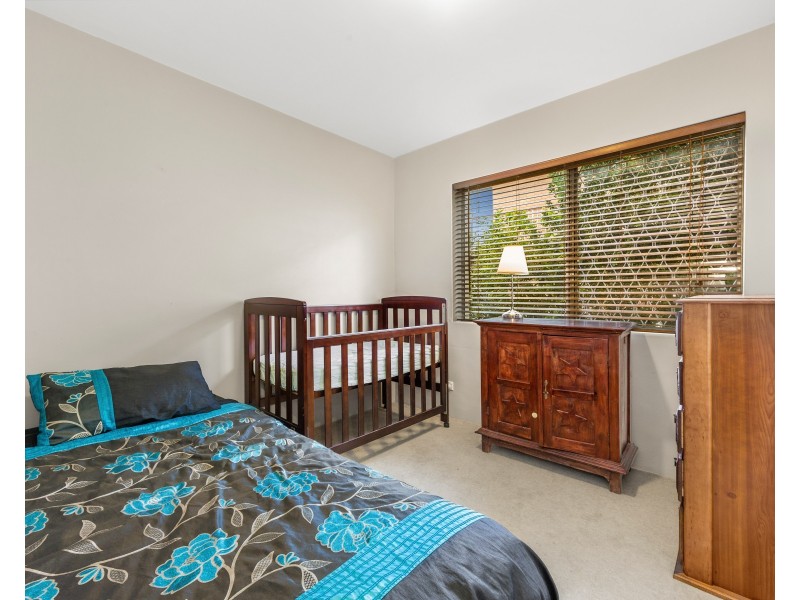 2/64 Alva Terrace, Gordon Park QLD 4031