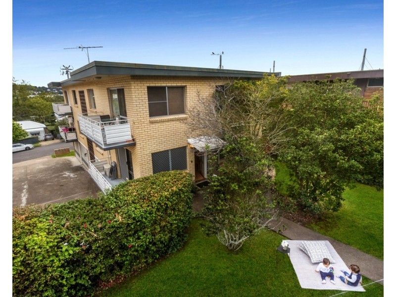 2/64 Alva Terrace, Gordon Park QLD 4031