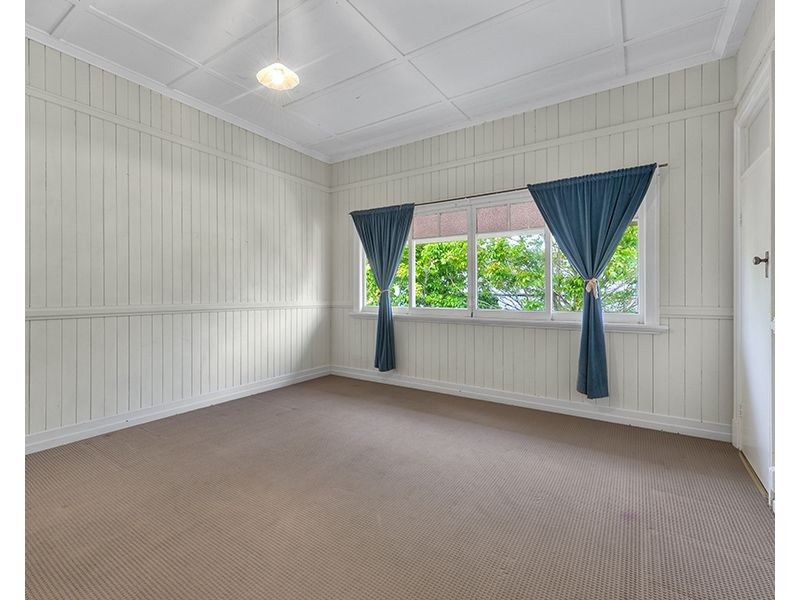 57 Days Road, Grange QLD 4051