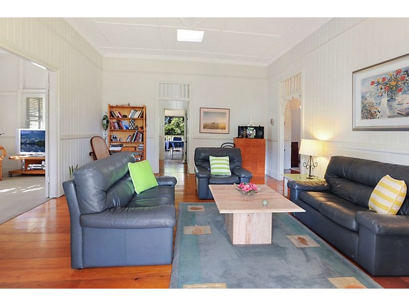 124 Kedron Park Road, Wooloowin QLD 4030