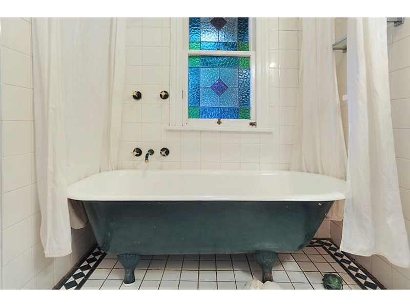 124 Kedron Park Road, Wooloowin QLD 4030