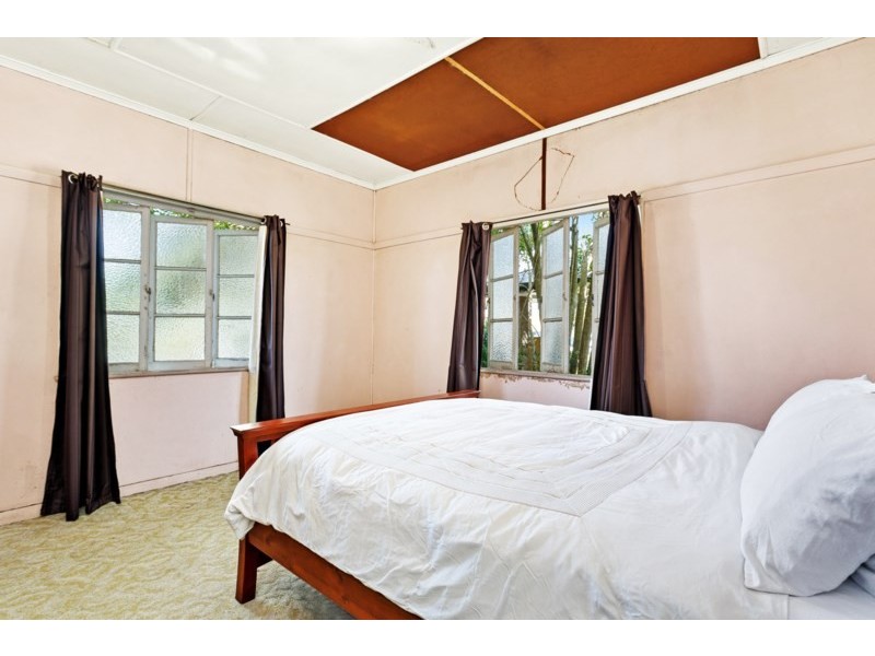 10 Balal Street, Stafford QLD 4053