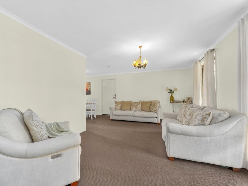53 Leonarda Drive, Ferny Hills QLD 4055