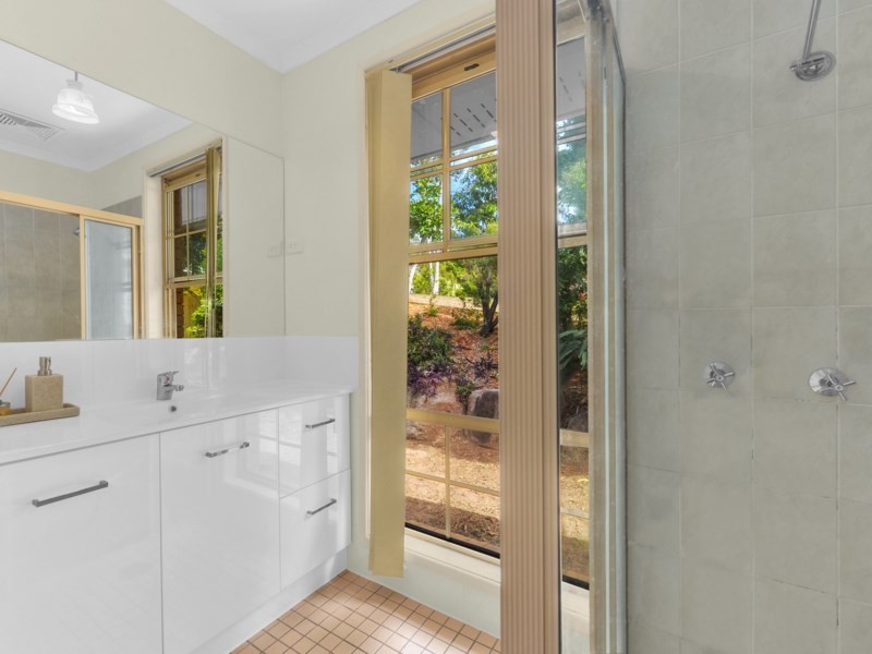 53 Leonarda Drive, Ferny Hills QLD 4055