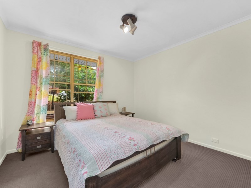 53 Leonarda Drive, Ferny Hills QLD 4055