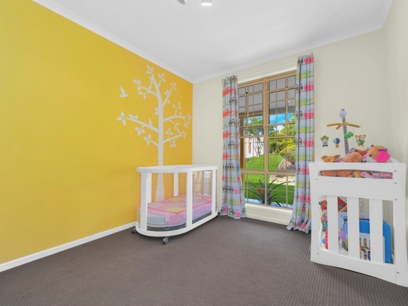 53 Leonarda Drive, Ferny Hills QLD 4055