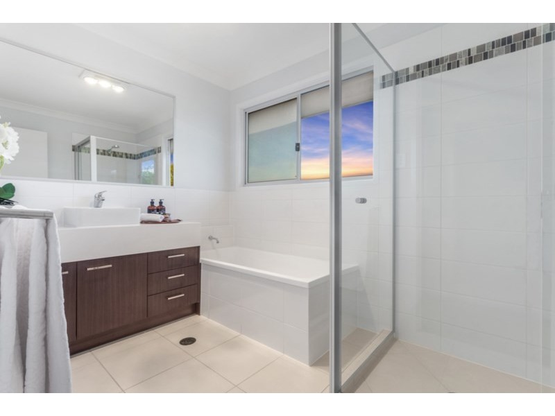 36 Taylor Street, Wavell Heights QLD 4012