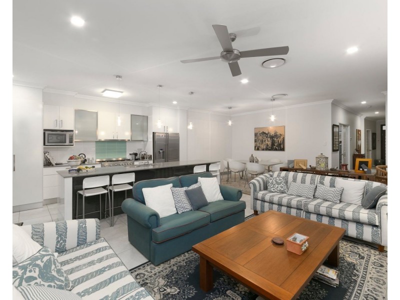 27 Webster Avenue, Hendra QLD 4011