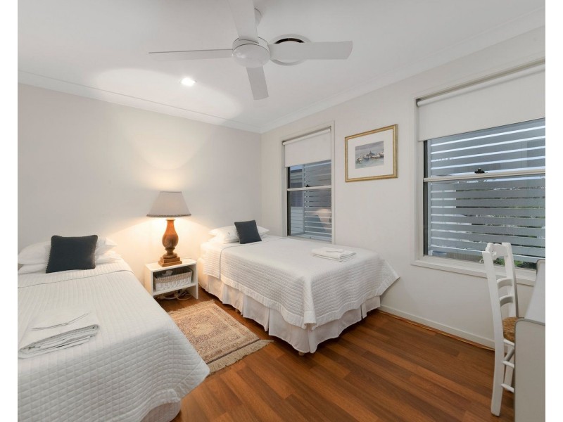 27 Webster Avenue, Hendra QLD 4011