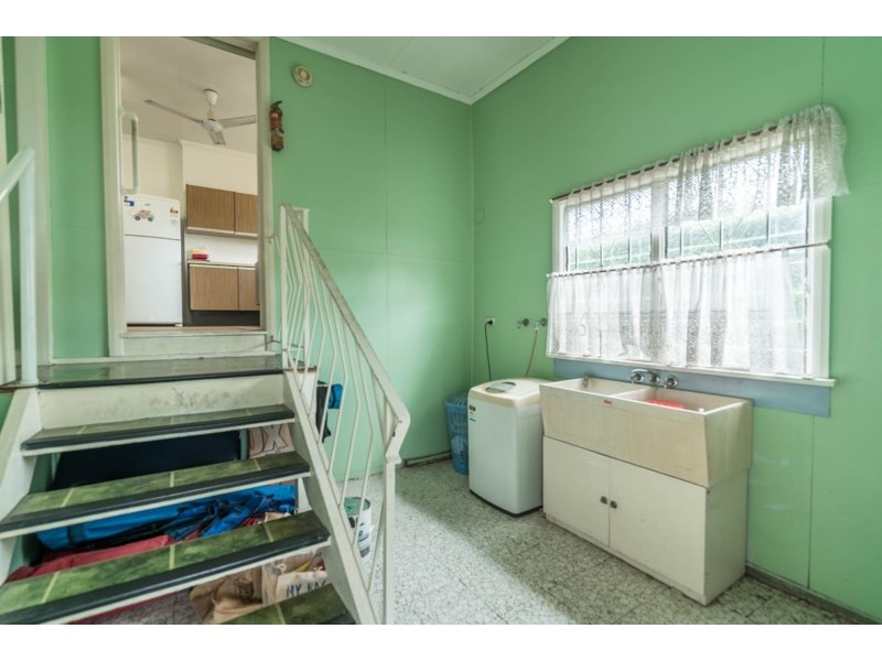 27 Newman Road, Wavell Heights QLD 4012