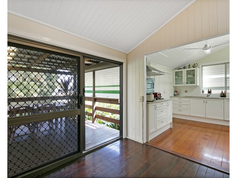 84 Harding Street, Hendra QLD 4011