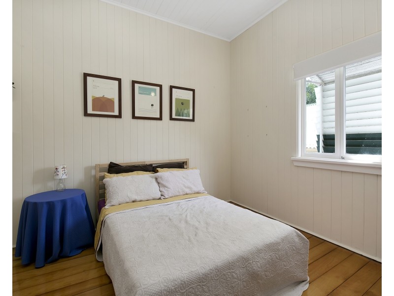 84 Harding Street, Hendra QLD 4011