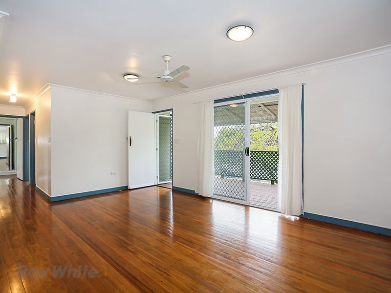 6 Aldren Street, Stafford Heights QLD 4053