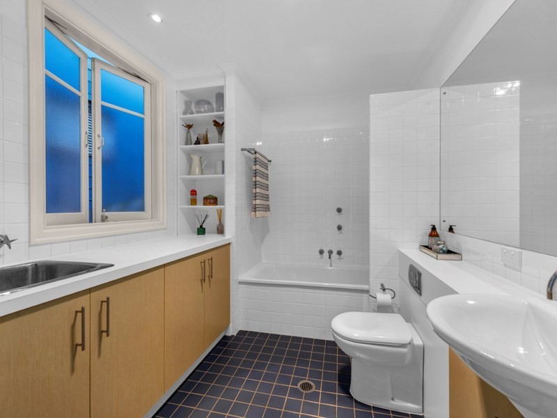 53 Newton Street, Grange QLD 4051