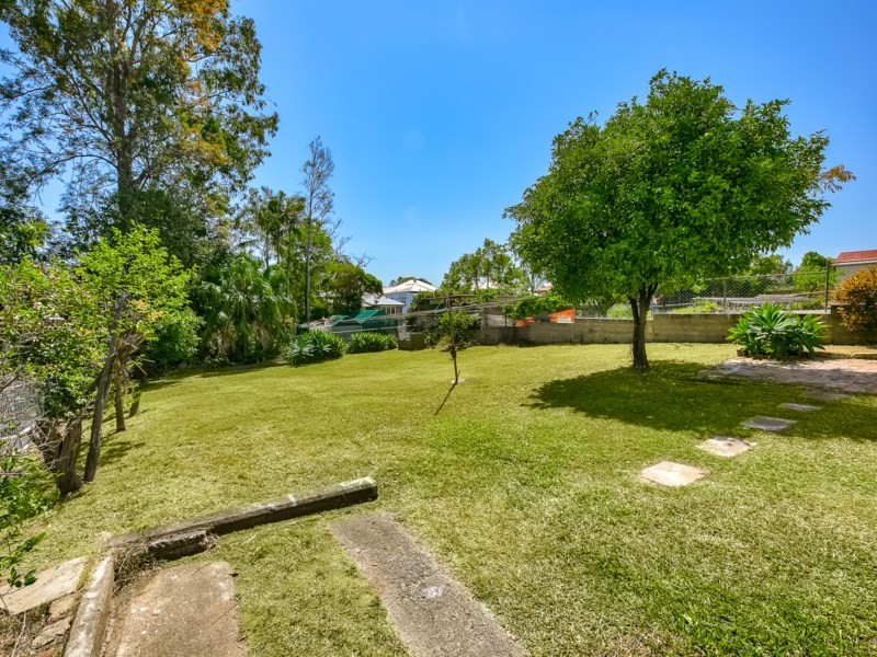 12 Hawdon Street, Wilston QLD 4051