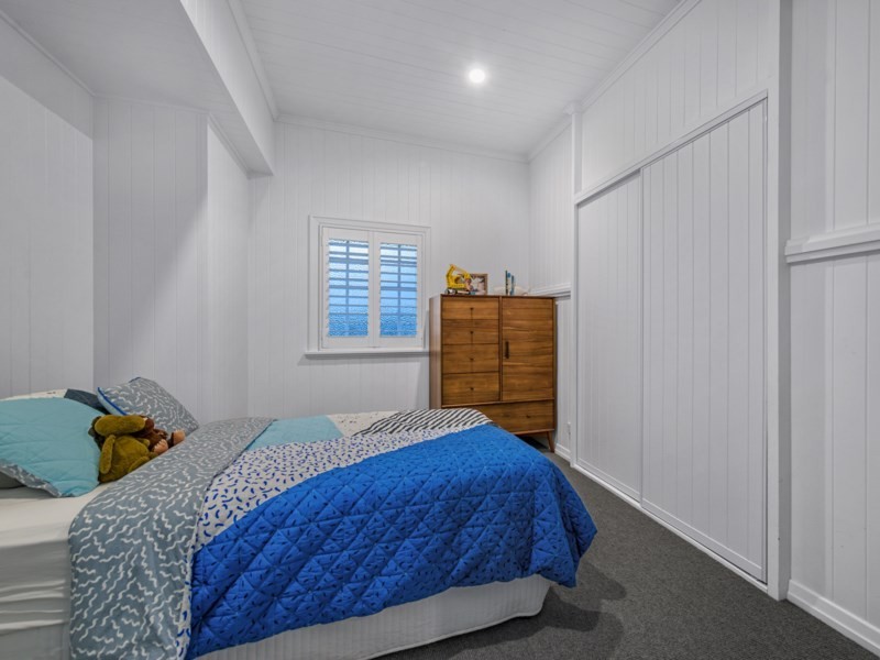 79 Lanham Avenue, Grange QLD 4051