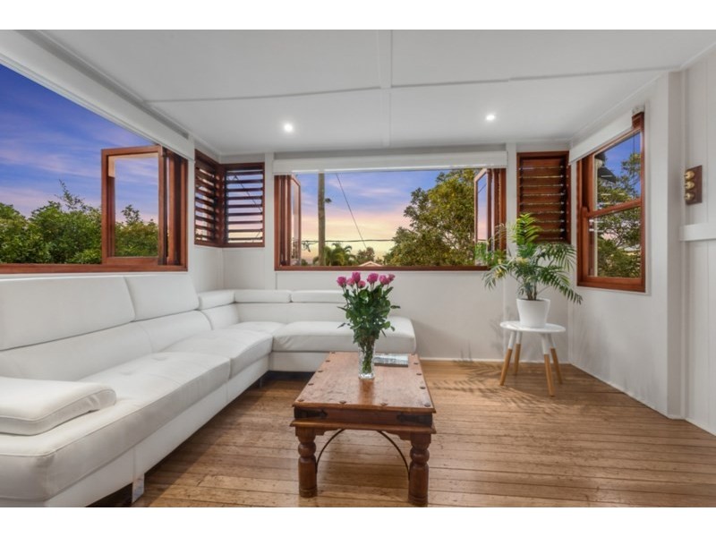 17 Eleventh Avenue, Kedron QLD 4031