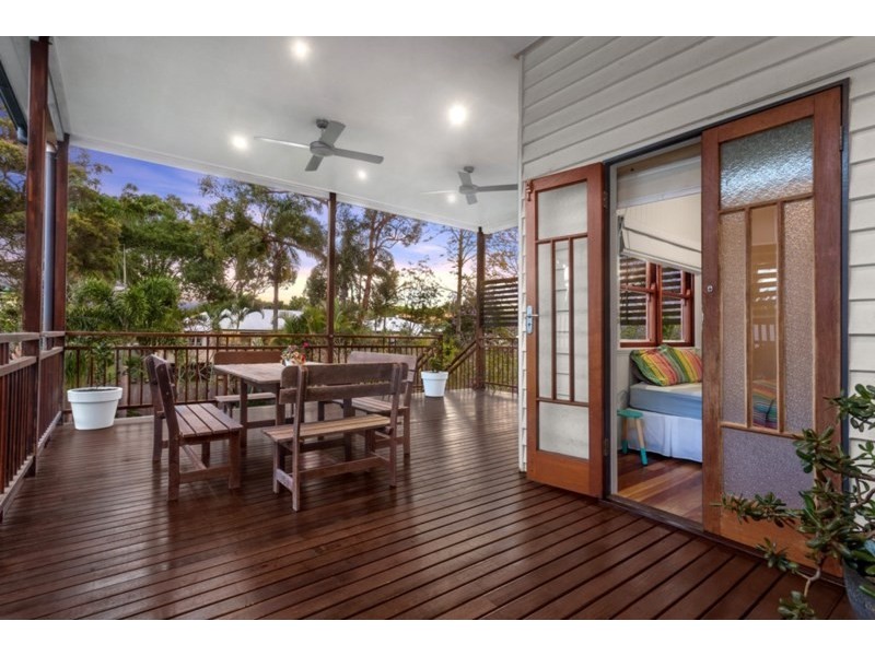 17 Eleventh Avenue, Kedron QLD 4031