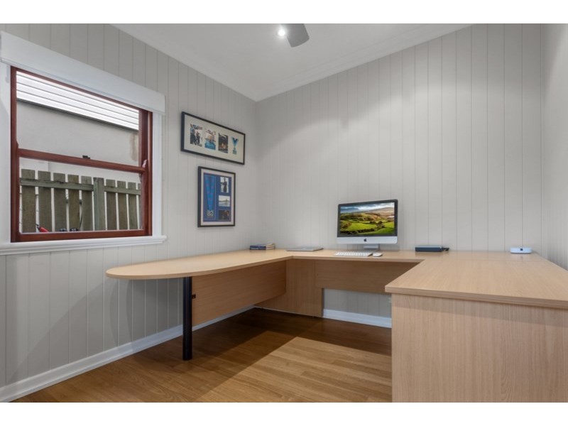 17 Eleventh Avenue, Kedron QLD 4031