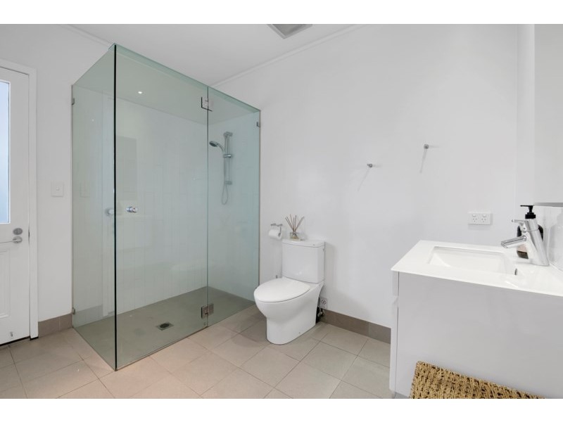 64 Clarke Street, Hendra QLD 4011