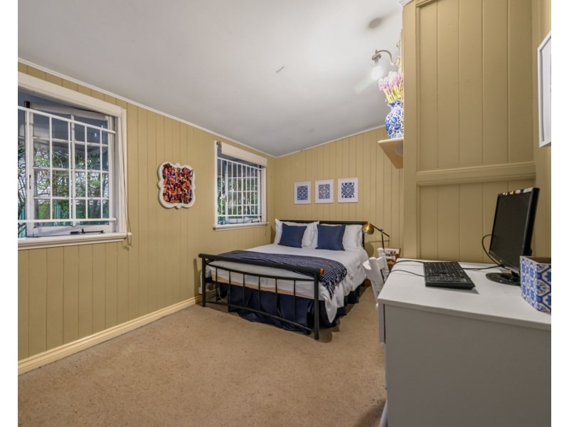 14 Stevenson Street, Grange QLD 4051