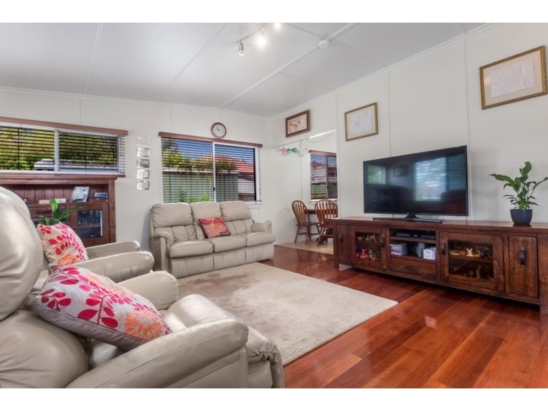 8 Bagot Street, Wavell Heights QLD 4012