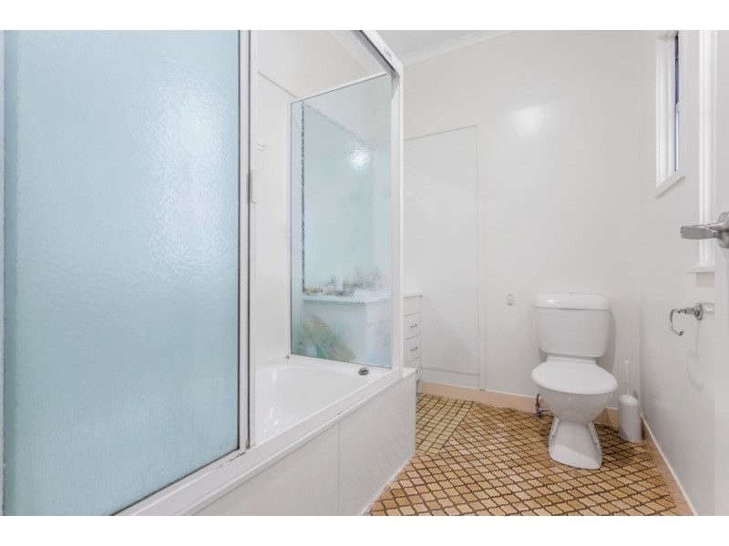 8 Bagot Street, Wavell Heights QLD 4012